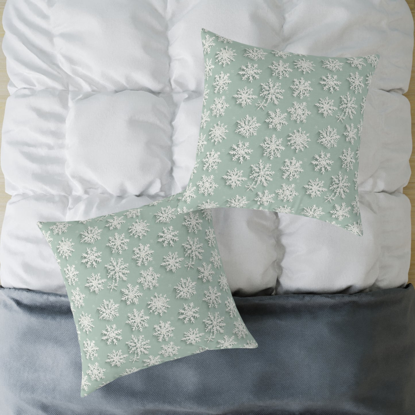 Winter Snowflake Decorative Pillow, Holiday Home Decor, Cozy Couch Cushion, Winter Celebration Gift, Snowy Pattern Pillow