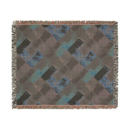Cozy Decorative Woven Blanket - Perfect for Autumn Décor, Home Snuggles, Gifts, Outdoor Picnics, and Layering