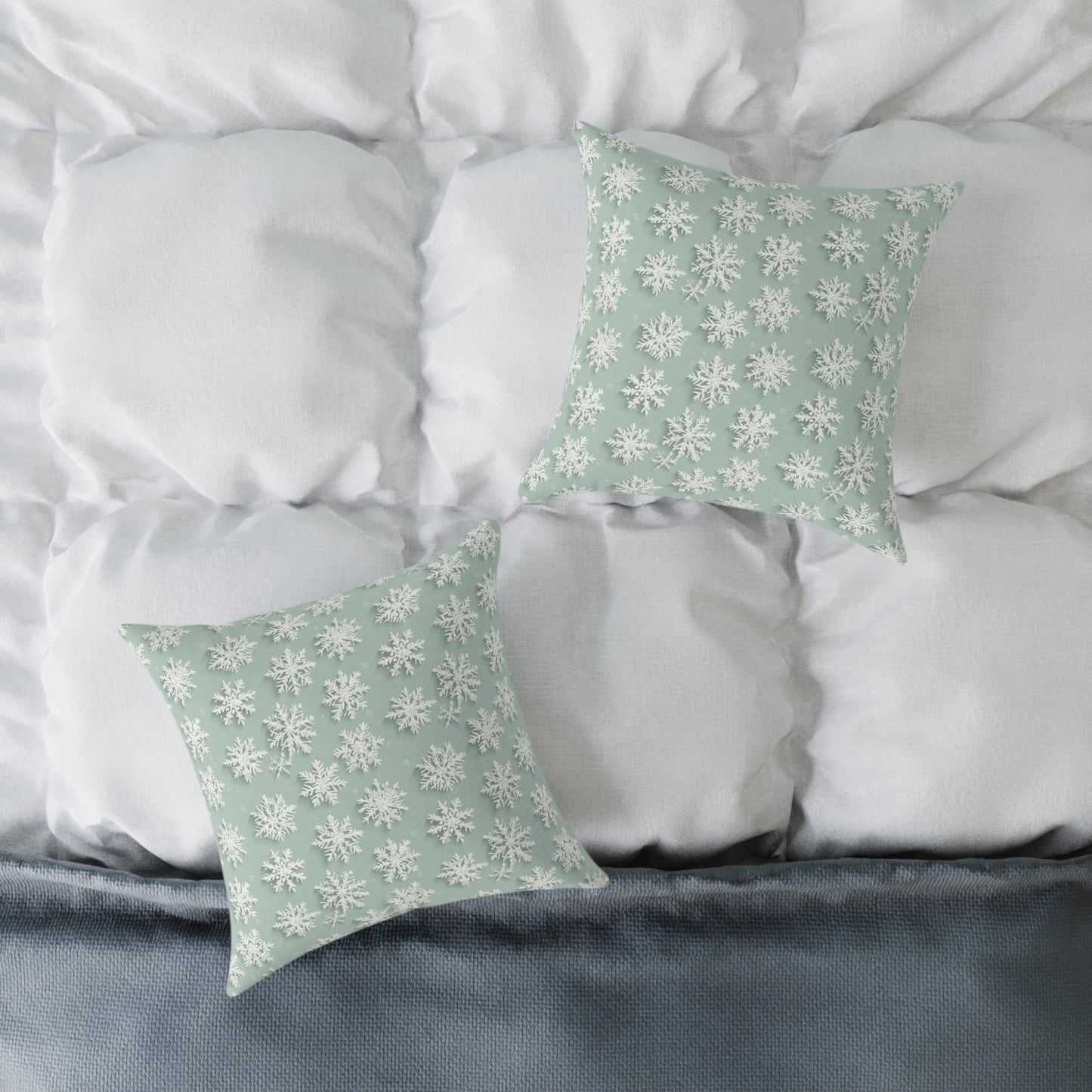 Winter Snowflake Decorative Pillow, Holiday Home Decor, Cozy Couch Cushion, Winter Celebration Gift, Snowy Pattern Pillow